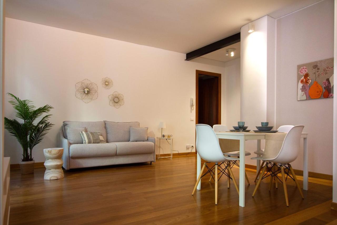 Dolfin Apartment * * * * * تريفيزو المظهر الخارجي الصورة